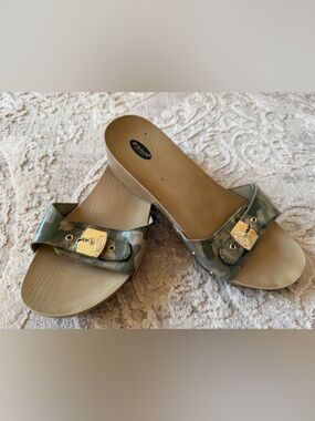 Dr. Scholl's Women's Camouflage Slide Sandals with Gold Buckle-7M